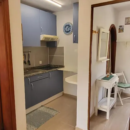 Giardino E Terrazza, Accogliente E Funzionale, Wi-fi, Piscina Condivisa 아파트