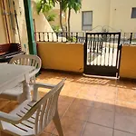 Διαμέρισμα Giardino E Terrazza, Accogliente E Funzionale, Wi-fi, Piscina Condivisa